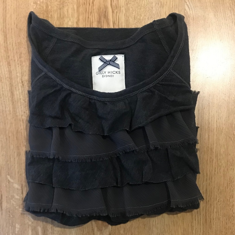 (4/$10) gilly hicks ruffled 3/4 sleeve tee